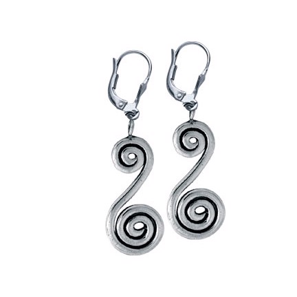 Professor Daggry Geografi Viking Earrings - characteristic pattern used in jewelry during Nordic  antiquity.